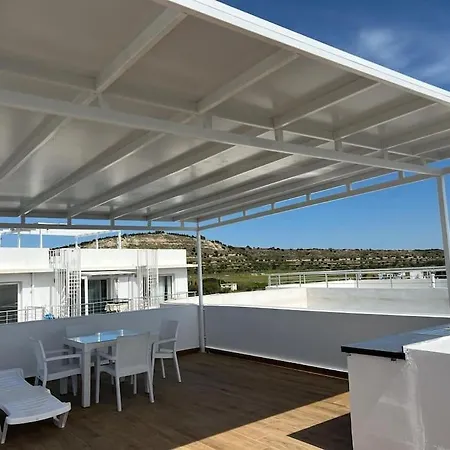 Apartment In Bogaz, Nordzypern, 150 M Vom *